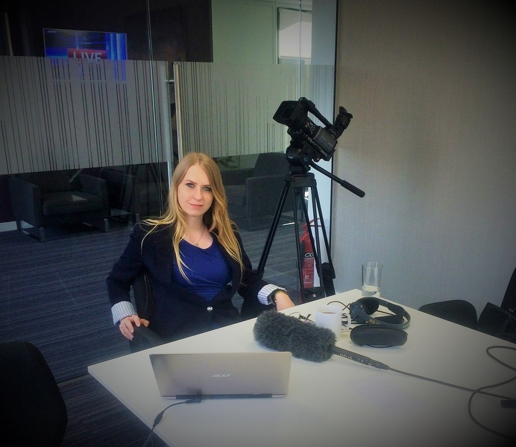 Thorya on video introduction set